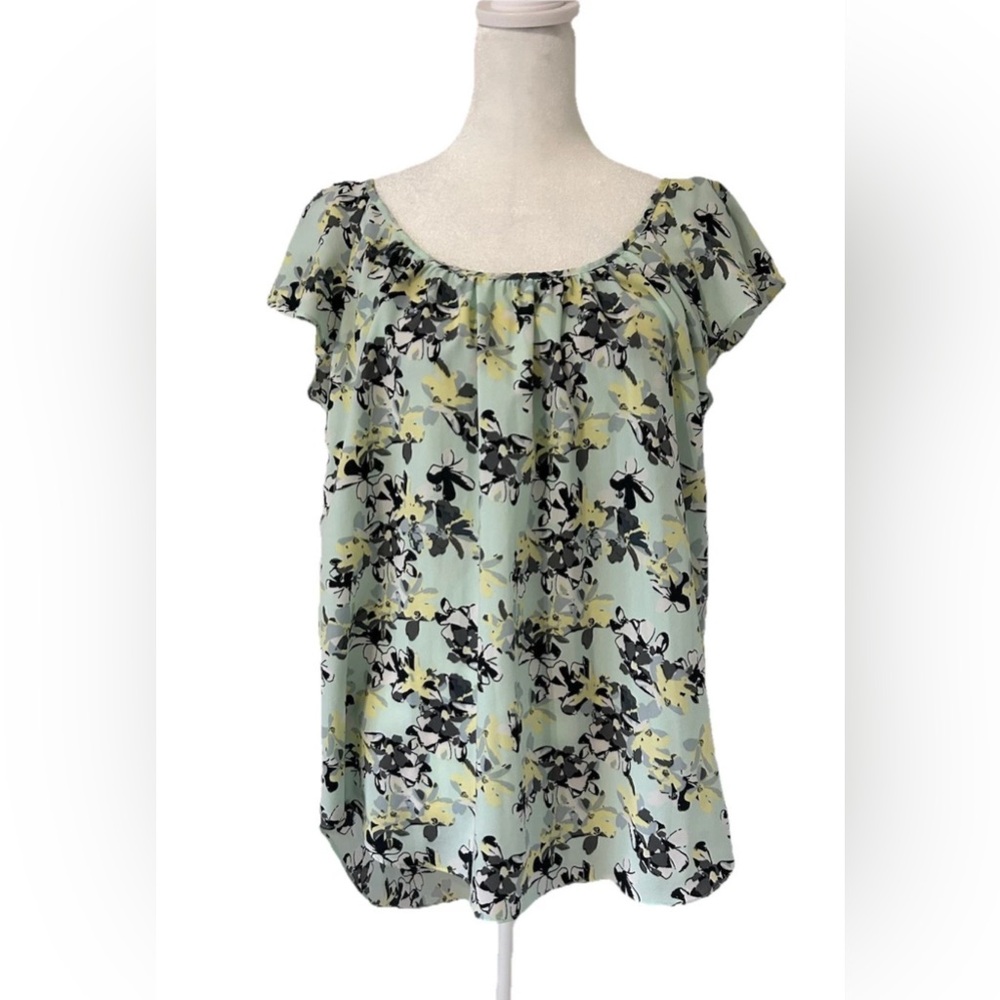 Banana Republic Factory Mint Green Floral Scoop Neck Flutter Sleeve Blouse